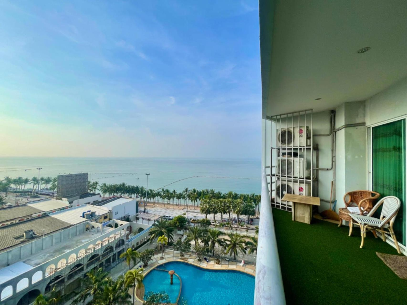 Beautiful Sea View Beach Front Condo Pattaya Zewnętrze zdjęcie