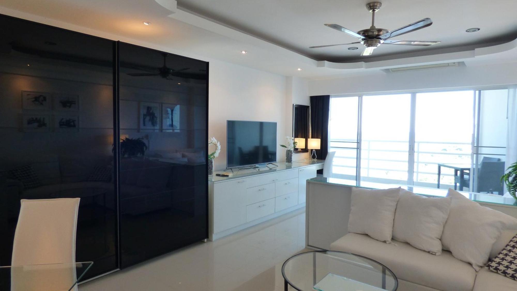 Beautiful Sea View Beach Front Condo Pattaya Zewnętrze zdjęcie